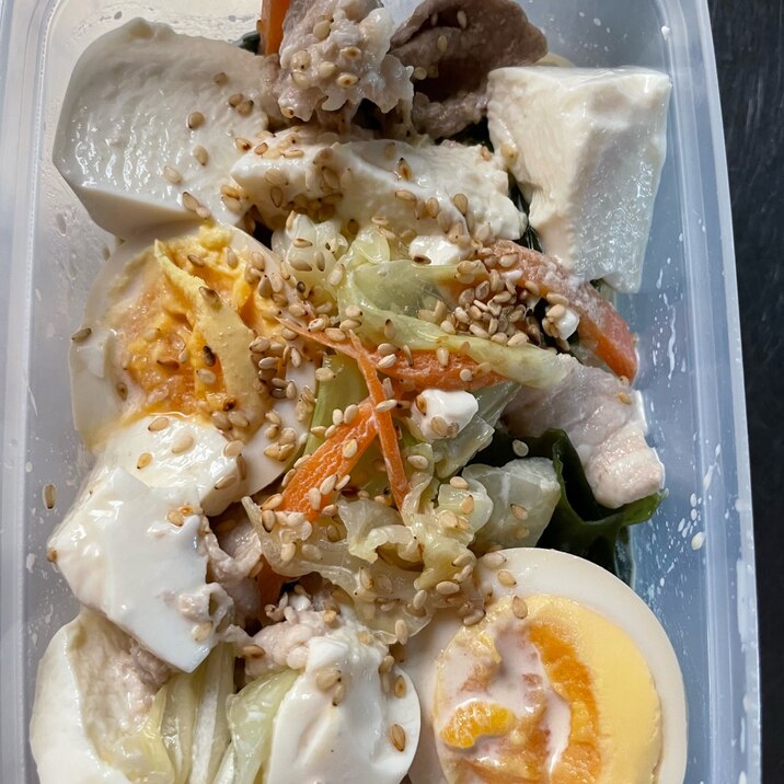 豆腐と豚野菜サラダ
